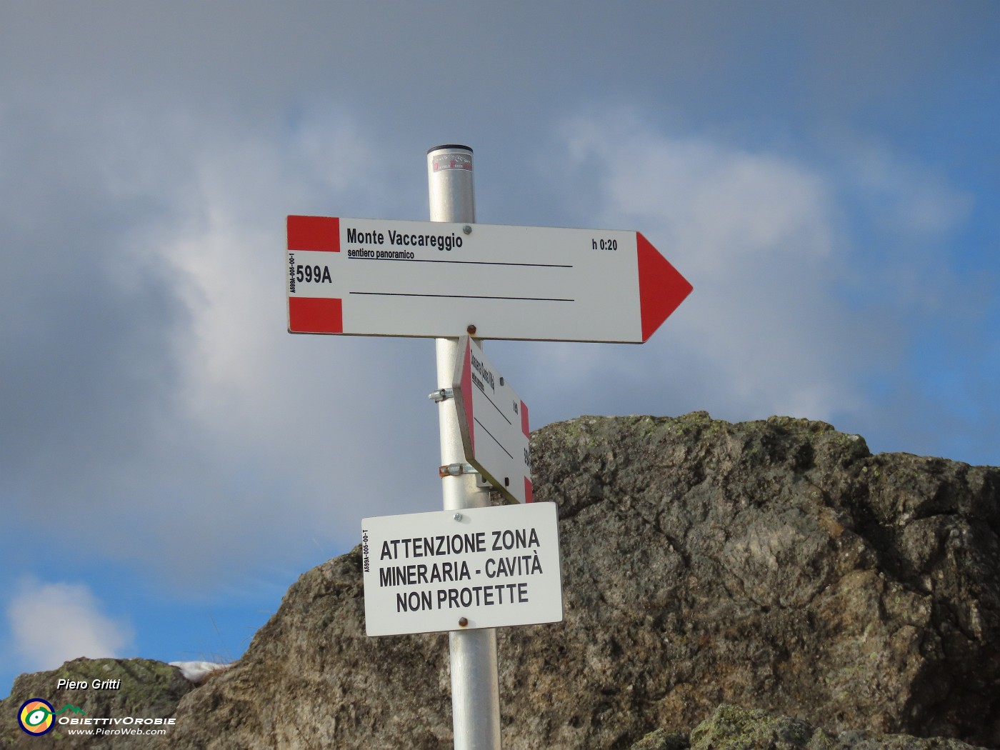 38 Seguiamo il sent. 599A per il Vaccareggio.JPG